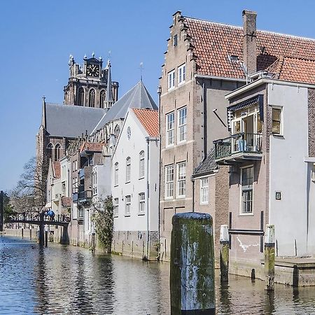 Bed and Breakfast Blom Aan De Gracht Dordrecht Esterno foto