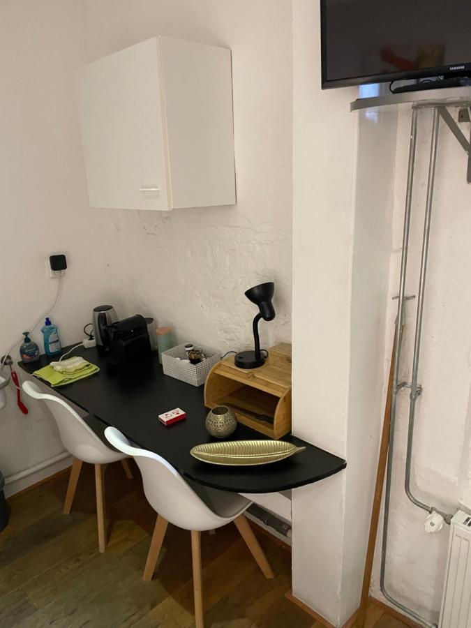 Bed and Breakfast Blom Aan De Gracht Dordrecht Esterno foto